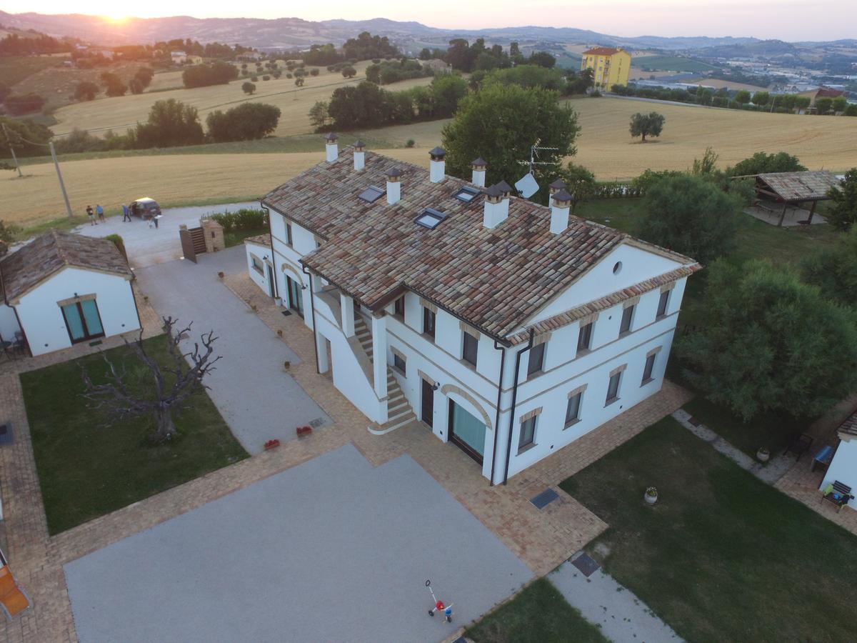 Villa Coralia Country House Osimo Exterior photo